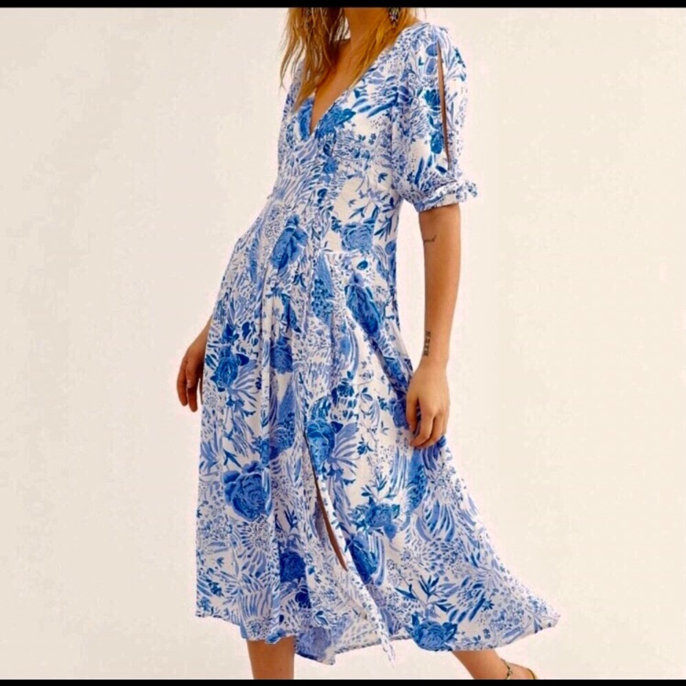 Free people gorgeous feminine sexy dress, size 8 , new,